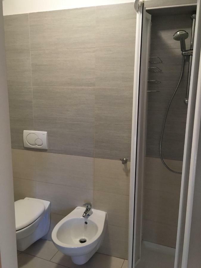 Pra Livrana Apartment ปอร์เลซซา ภายนอก รูปภาพ