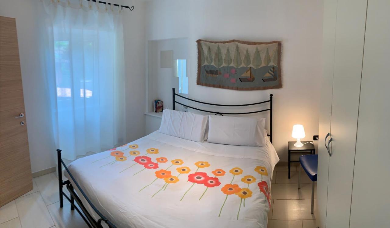 Pra Livrana Apartment ปอร์เลซซา ภายนอก รูปภาพ